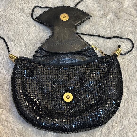 Vintage 80s Glam Black Metal Mesh Bow Purse Shoulder Handbag Chainmaille Gold - Picture 4 of 9